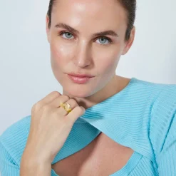 Anillo acabado en oro amarillo de 18k - Kajaw