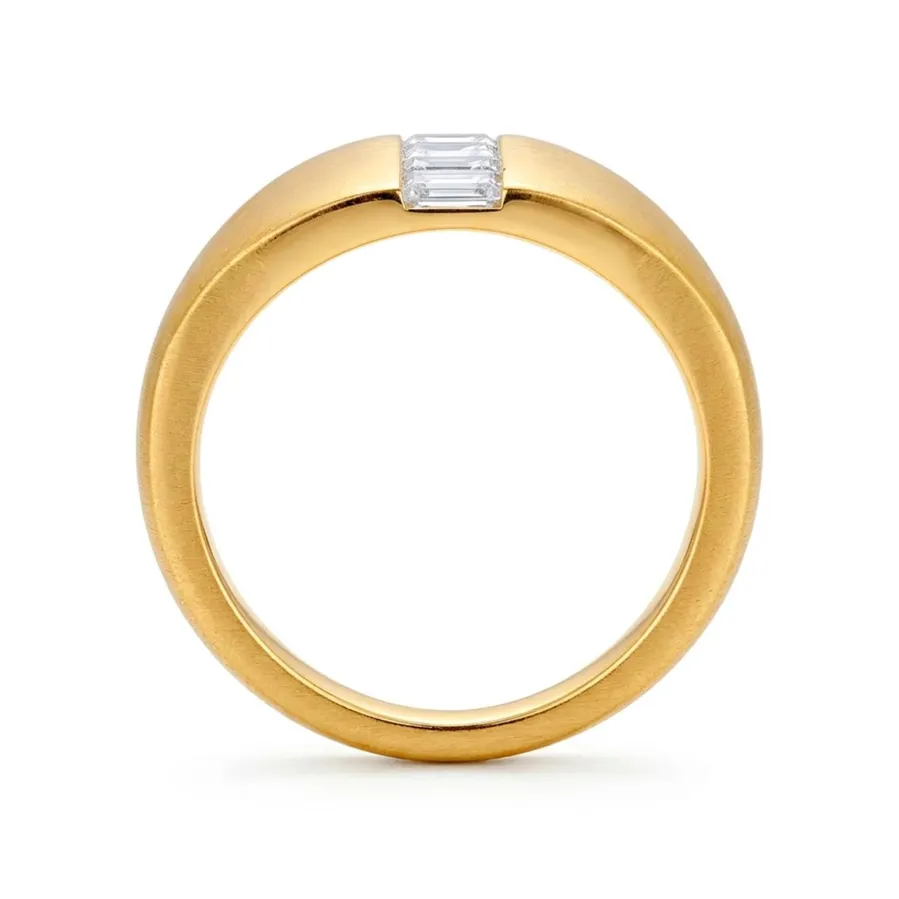 Anillo de Circonita Brillante acabado en oro amarillo de 18k - Hiddon