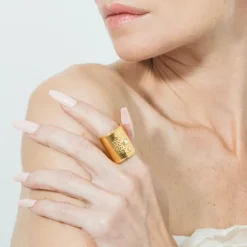 Anillo de Circonita Brillante acabado en oro amarillo 18k - Himbba