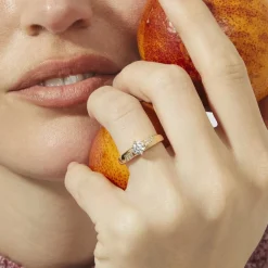 Anillo de Circonita Brillante acabado en oro rosa de 18k - Wedal