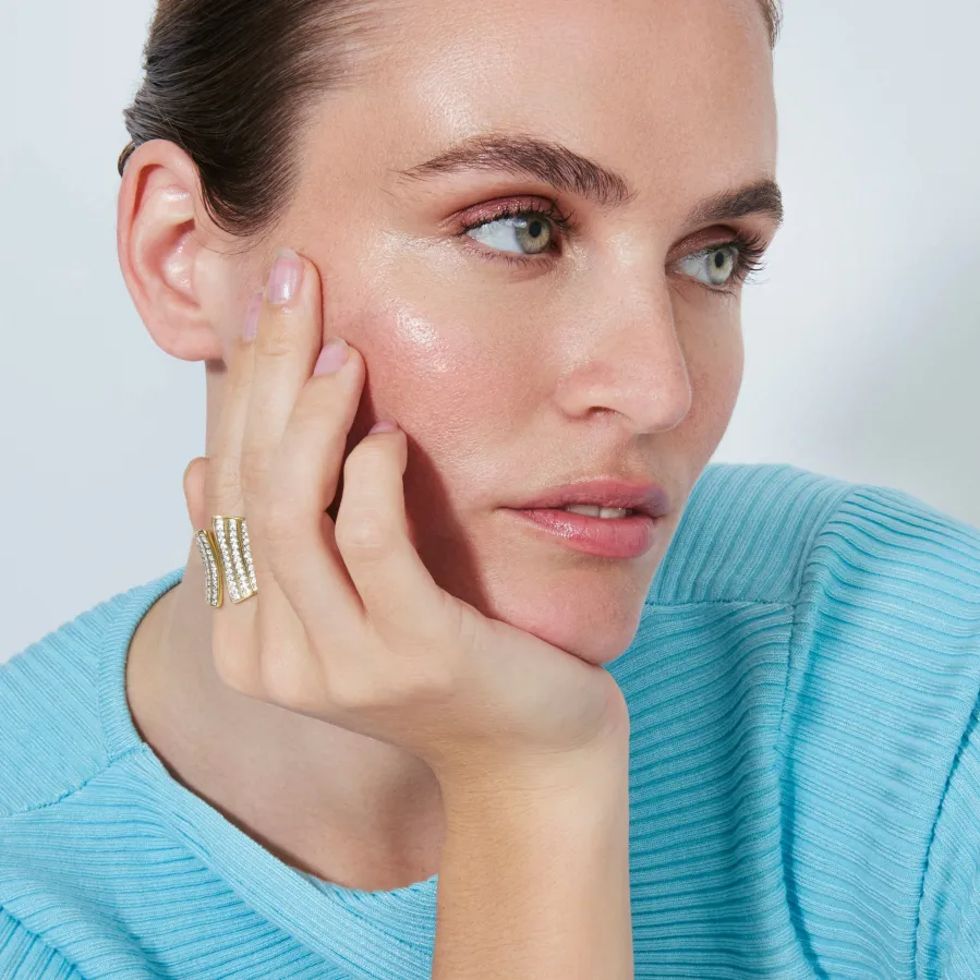 Anillo de Circonita Brillante acabado en oro amarillo de 18k - Oralis