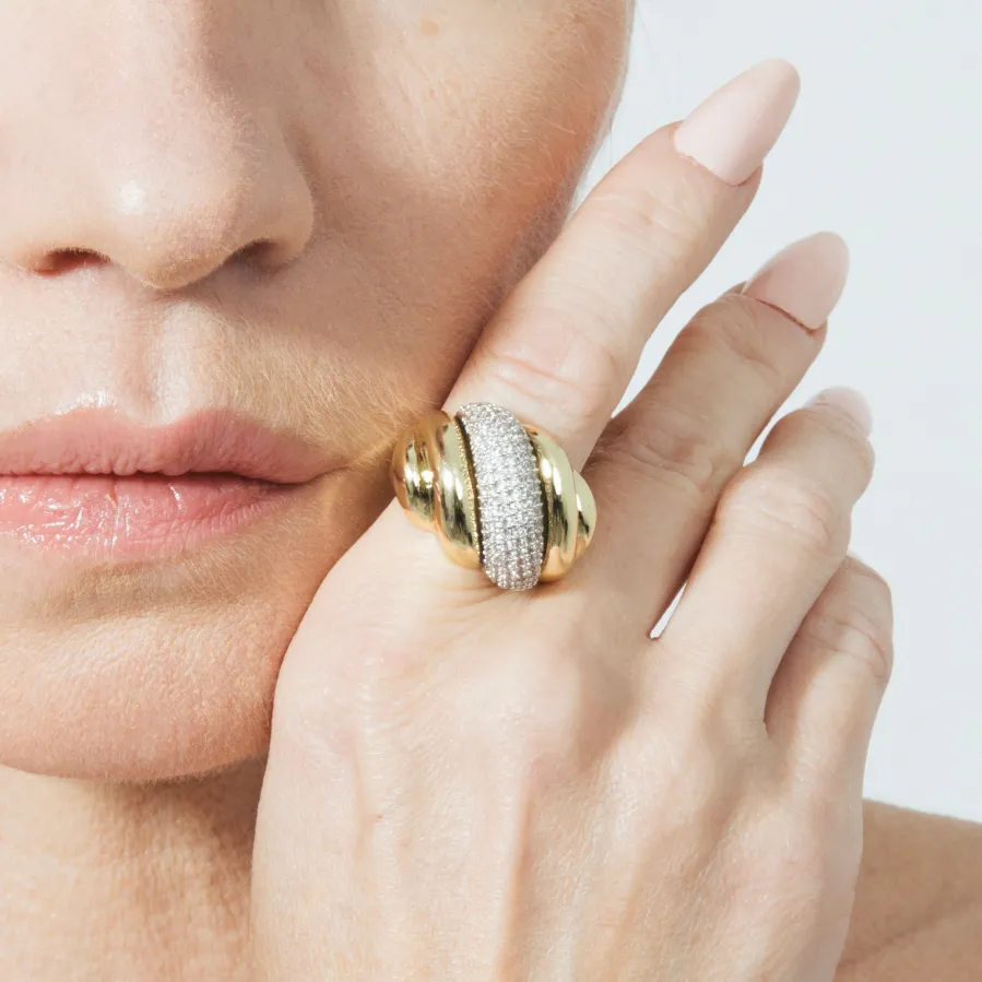 Anillo de Circonita Brillante acabado en oro amarillo 18k - Lyssi