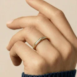 Anillo de Circonita Brillante acabado en oro amarillo de 18k - Frebal
