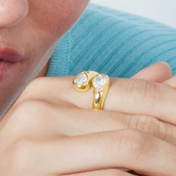 Anillo de Circonita Brillante acabado en oro amarillo de 18k - Zayl