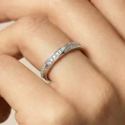 Anillo de Circonita Brillante Acabado En Plata - Frebal