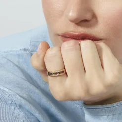 Anillo de Circonita Multicolor acabado en oro rosa de 18k - Saikpo