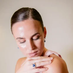 Anillo de Circonita Tanzanita acabado en rodio - Kada