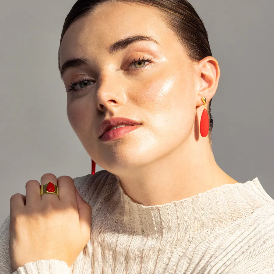 Anillo de Coral acabado en oro amarillo 18K - Sheak