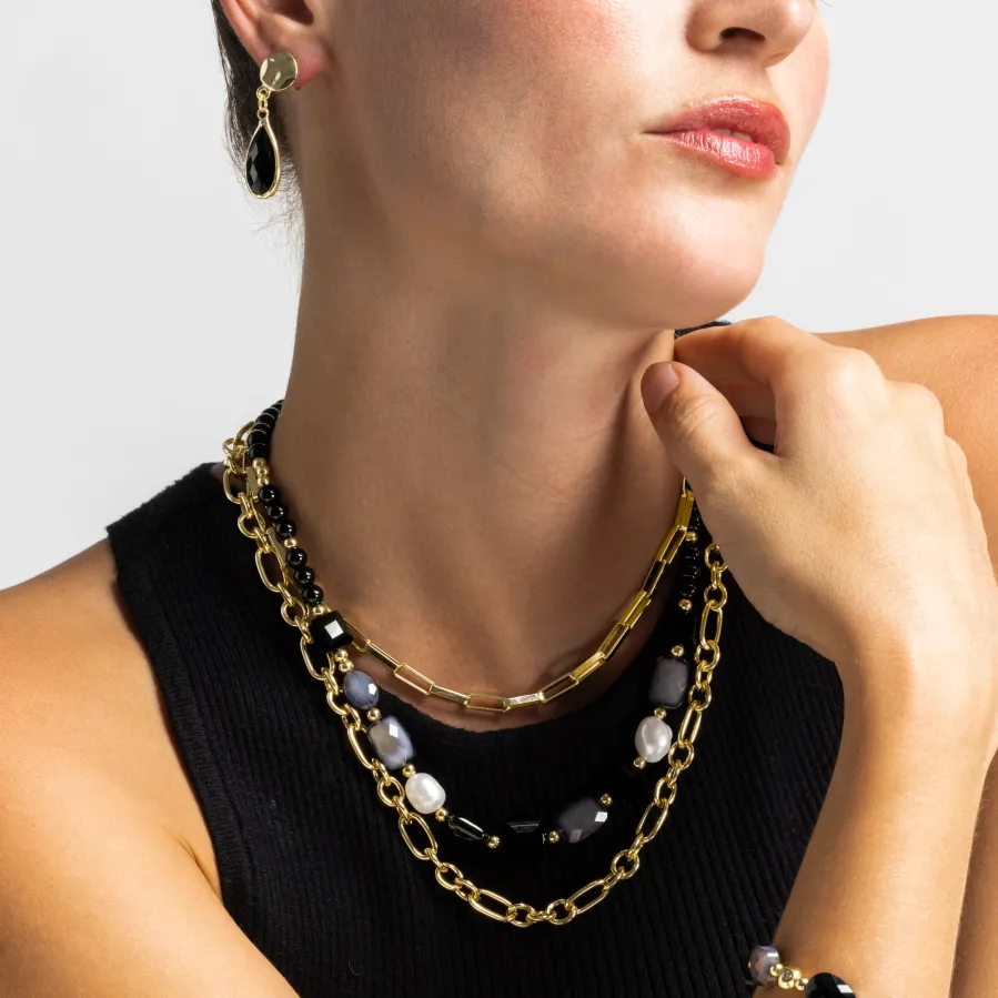 Collar con Resina Negra acabado oro 18k - Nyste
