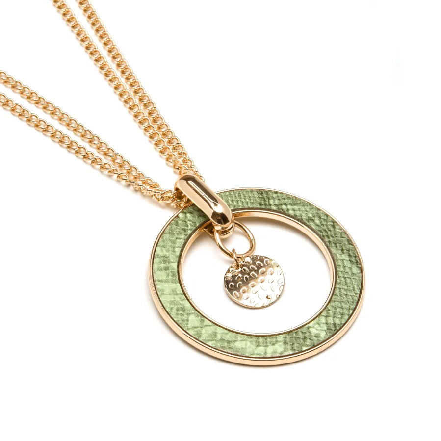 Collar de Cuero Verde Claro acabado en oro amarillo 18K - Amta