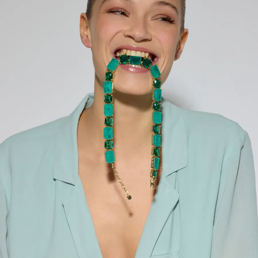 Collar de Plata de Ley 925 y Cuarzo Hidrotermal Verde Paraiba acabado oro amarillo de 18k - Lindrak