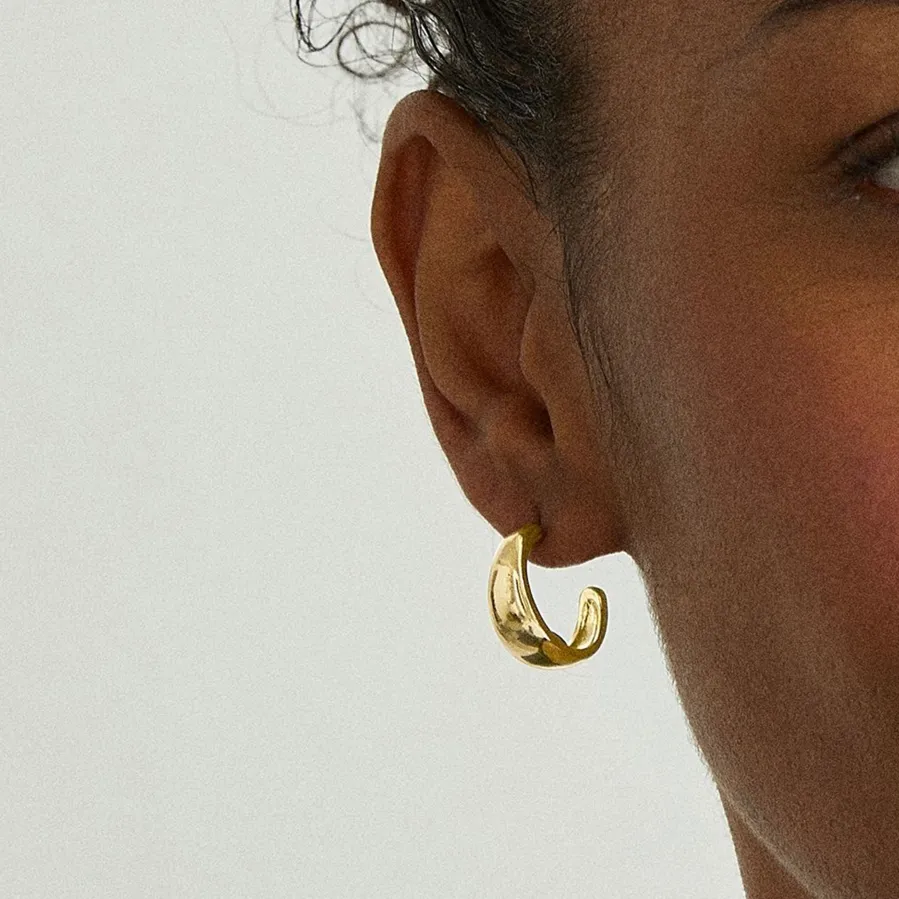 Pendientes de 19mm de diámetro acabado Oro Amarillo de 18K - Ami