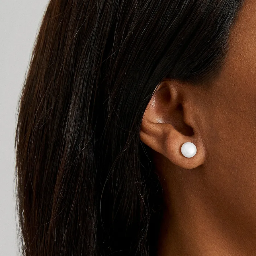Pendientes de Plata de Ley 925 con Perla Blanca acabados en oro amarillo 18K - Básico