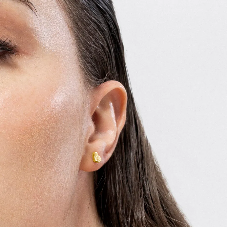 Pendientes de Plata de Ley 925 y Circonita Brillante acabados en oro amarillo 18K - Corazón