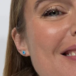 Pendientes de Plata de Ley 925 y Perla Blanca acabados en rodio - Saayn